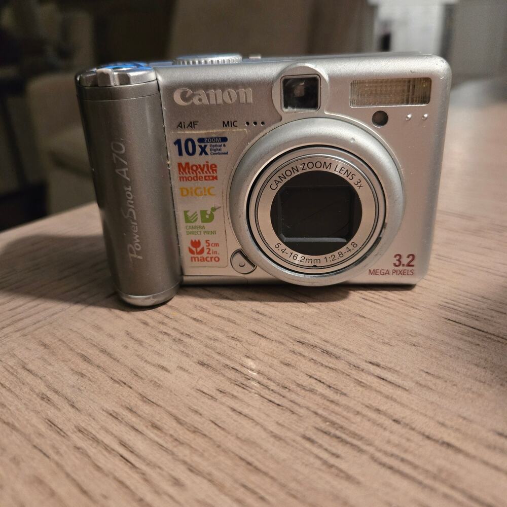 Canon PowerShot A70 10X Zoom 3.2 Mega Pixels NOT TESTED #1284‎